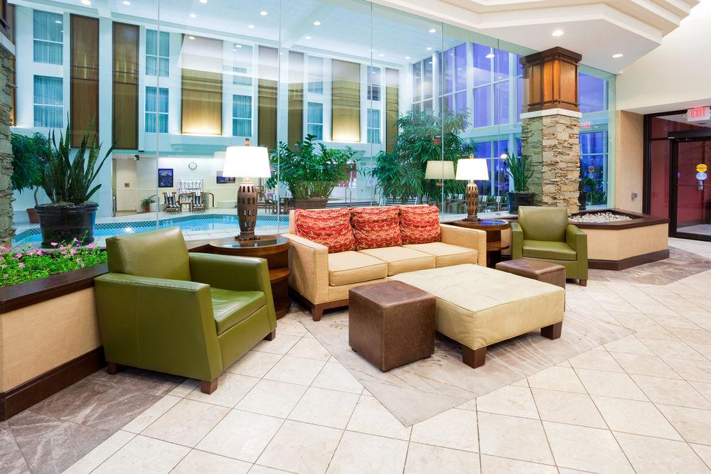 Doubletree By Hilton Madison East Hotel Екстериор снимка