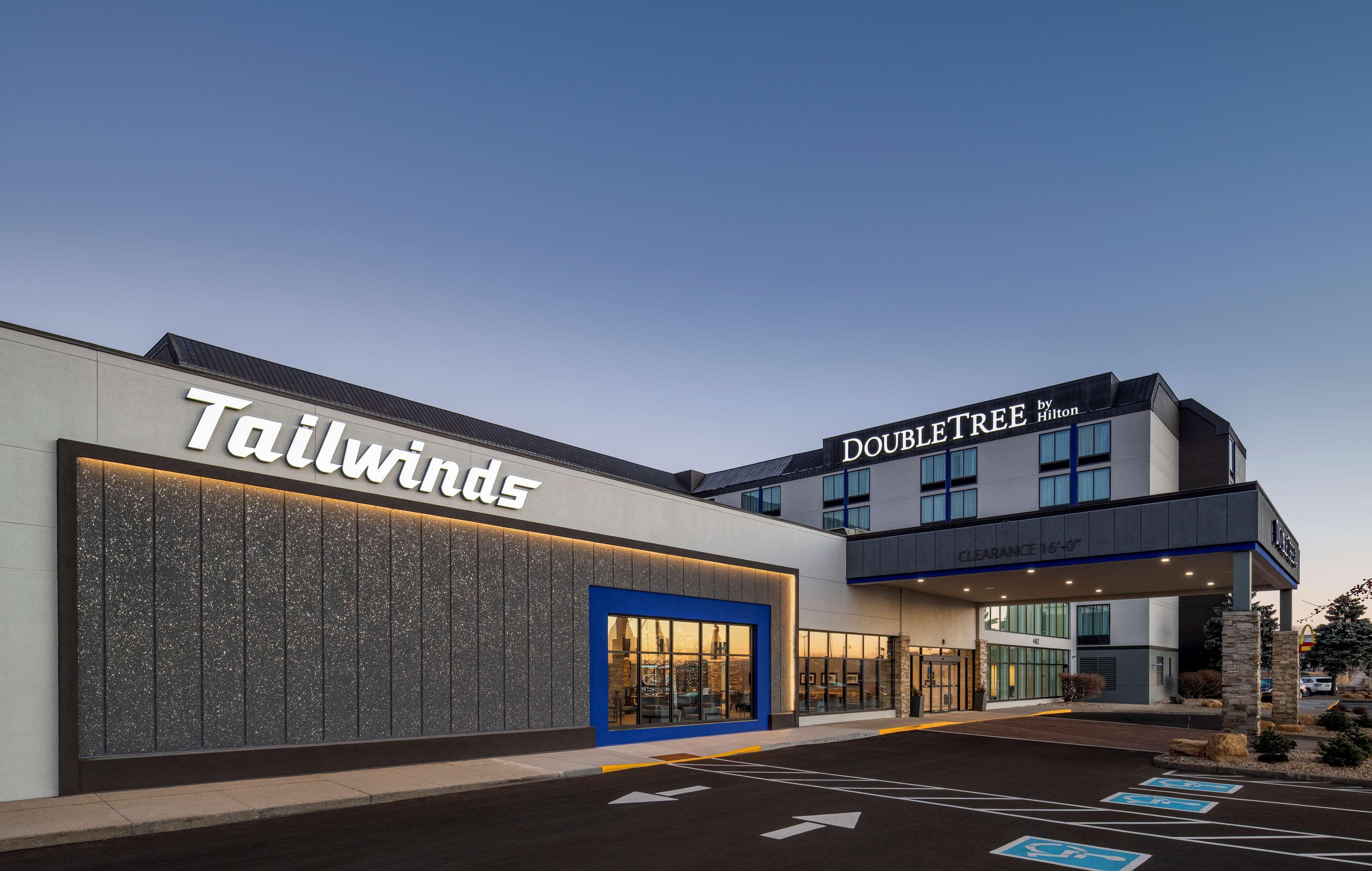 Doubletree By Hilton Madison East Hotel Екстериор снимка